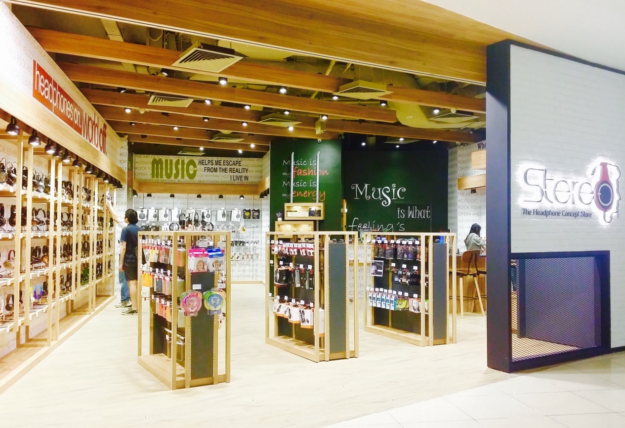 Retail POS Systems at Stereo Electronic Stores